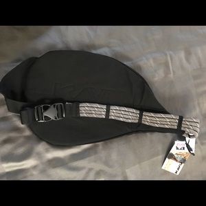 NWT Kavu Sling - Full Size
